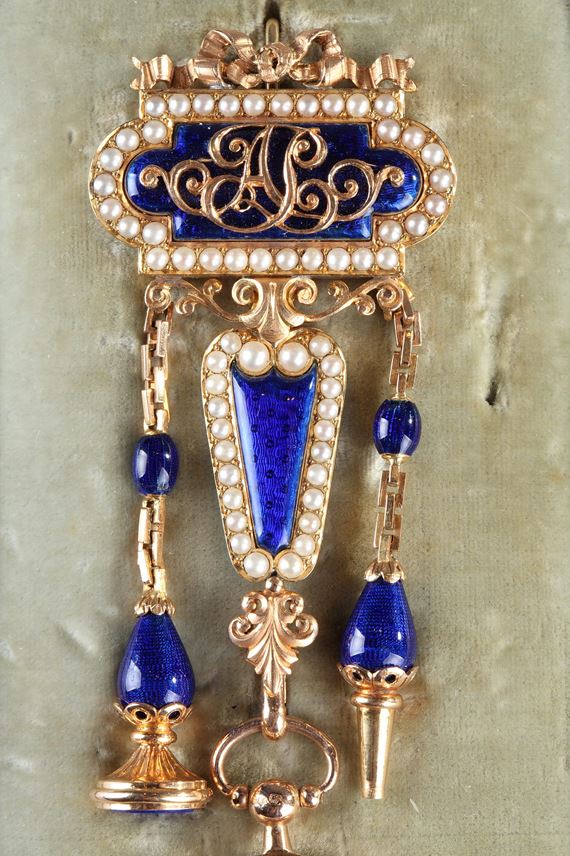 Morel &amp;  Cie - Chatelaine and watch in gold, pearls and enamel | MasterArt